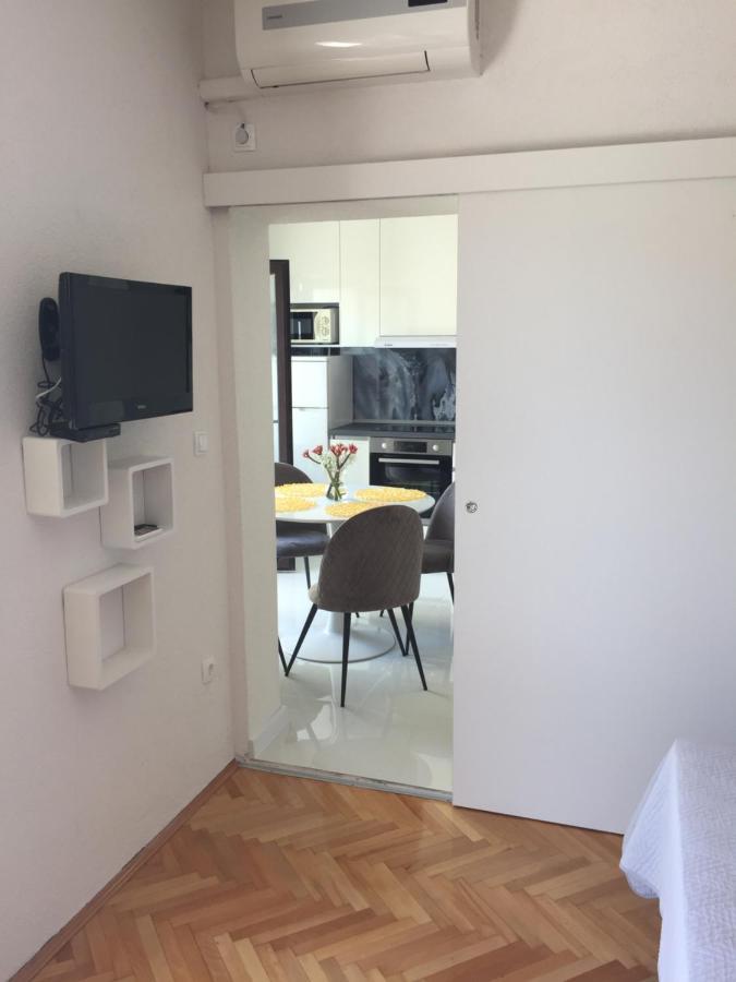 Tatijana Holiday Apartments มาคาร์สกา ภายนอก รูปภาพ