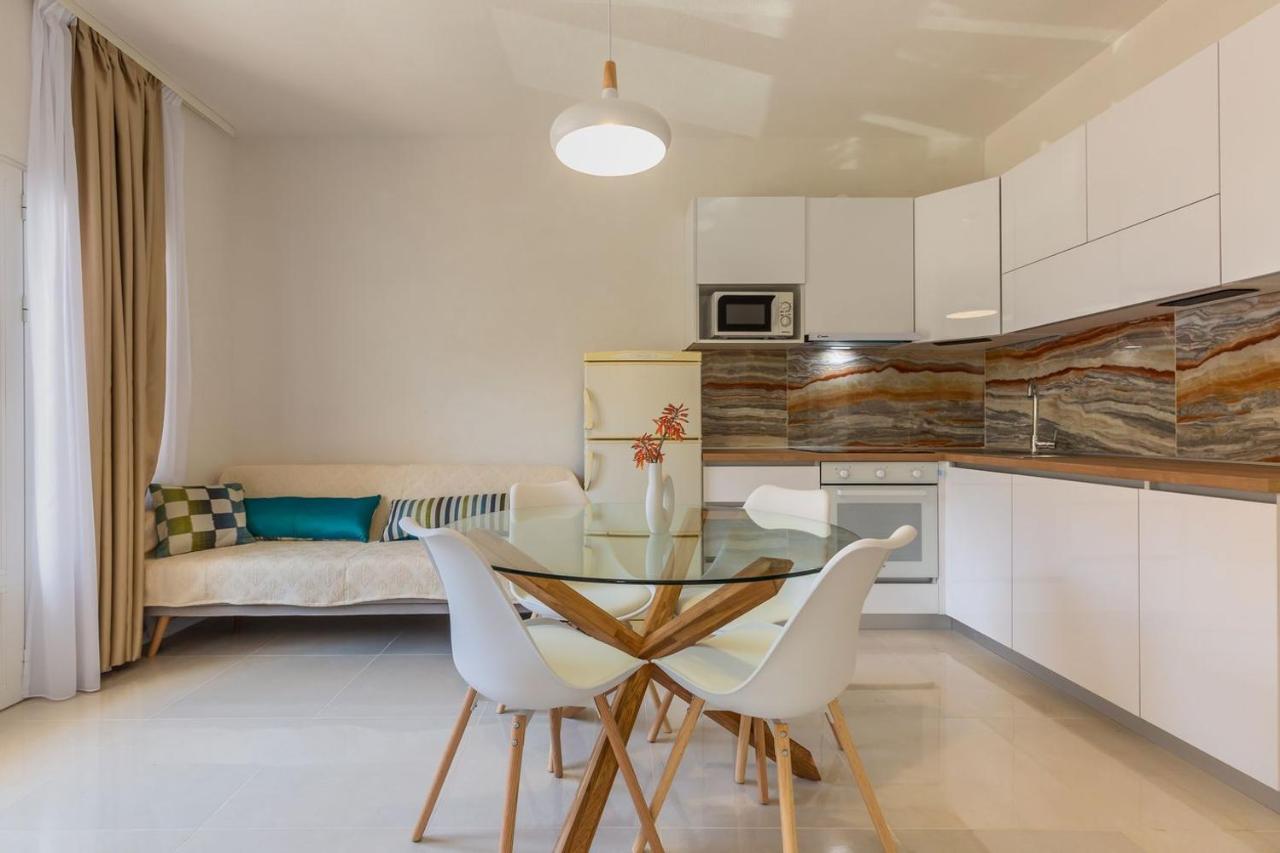 Tatijana Holiday Apartments มาคาร์สกา ภายนอก รูปภาพ