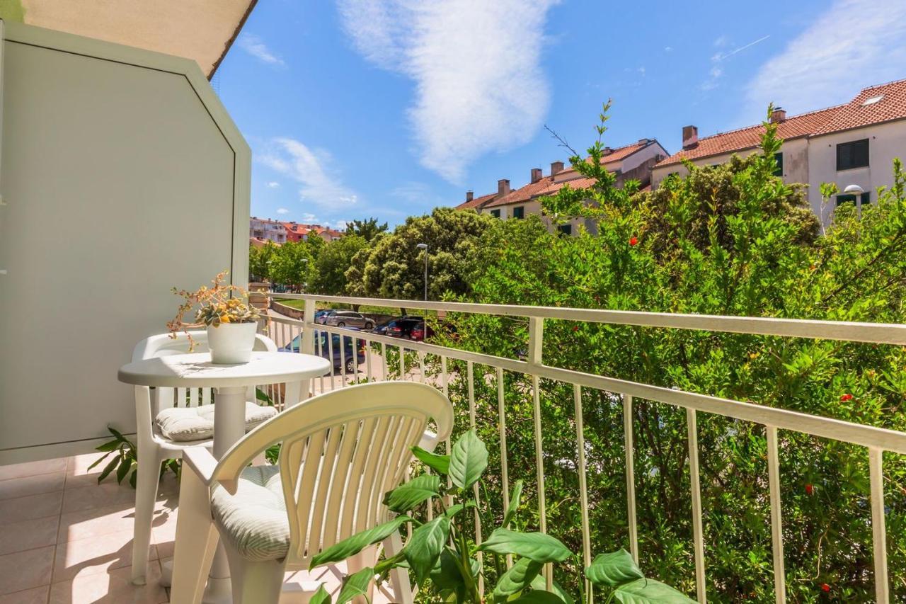 Tatijana Holiday Apartments มาคาร์สกา ภายนอก รูปภาพ