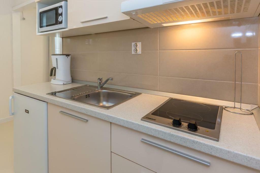 Tatijana Holiday Apartments มาคาร์สกา ภายนอก รูปภาพ