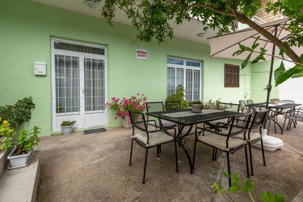 Tatijana Holiday Apartments มาคาร์สกา ภายนอก รูปภาพ